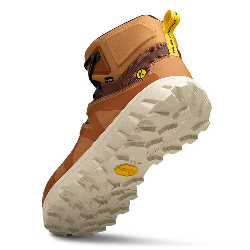 Die Vibram Sohle des Joe Nimble Mountain Addict Wanderschuh in Braun