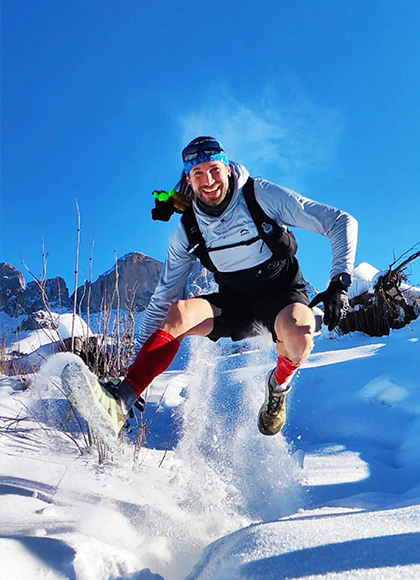Athlet Lord Jens Kramer beim Lauftraining im Schnee