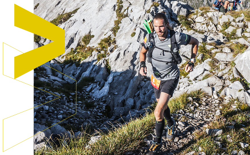 Athlet Lord Jens Kramer beim Lauftraining in den Bergen