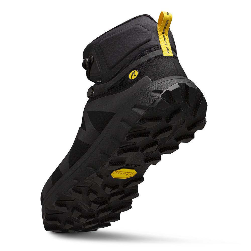Die Vibram Sohle des Joe Nimble Mountain Addict Wanderschuh in schwarz